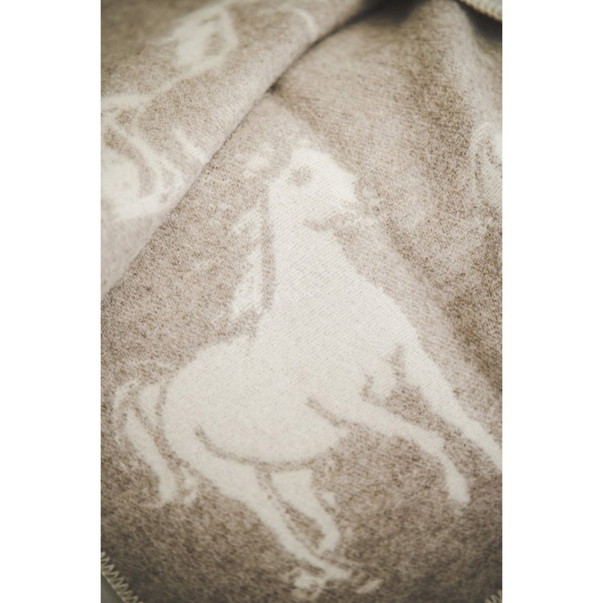 Horse Blanket: Natural New Zealand Wool Reversible Throw (130x200cm)
