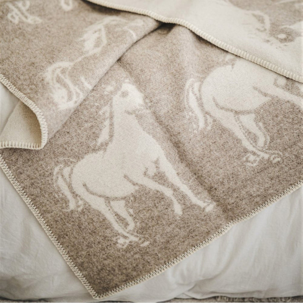 Horse Blanket: Natural New Zealand Wool Reversible Throw (130x200cm)