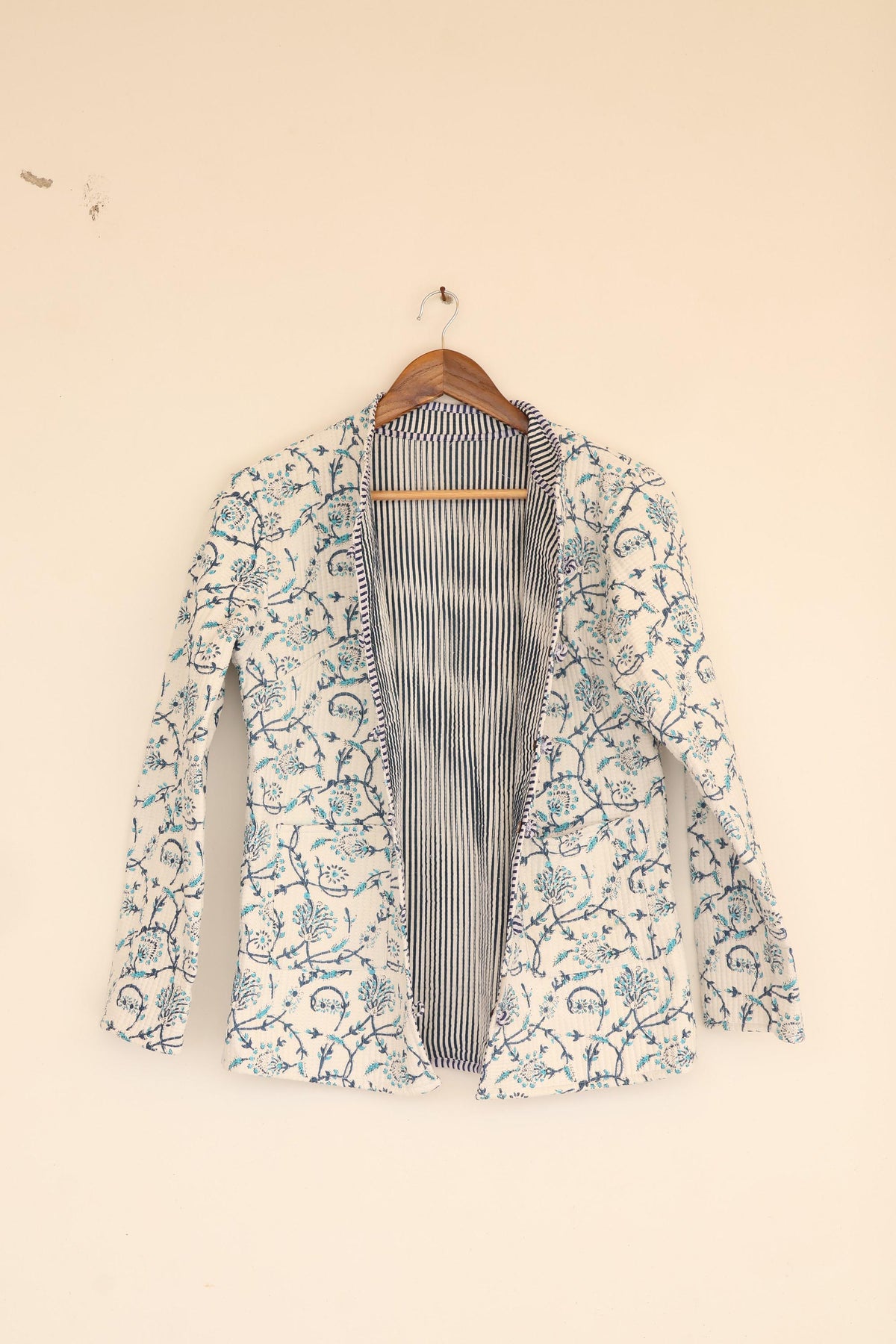 Cotton quilted Jacket women reversible fashion jacket coat Floral kantha women girls jacket winter summer  with Quilted jacket for women